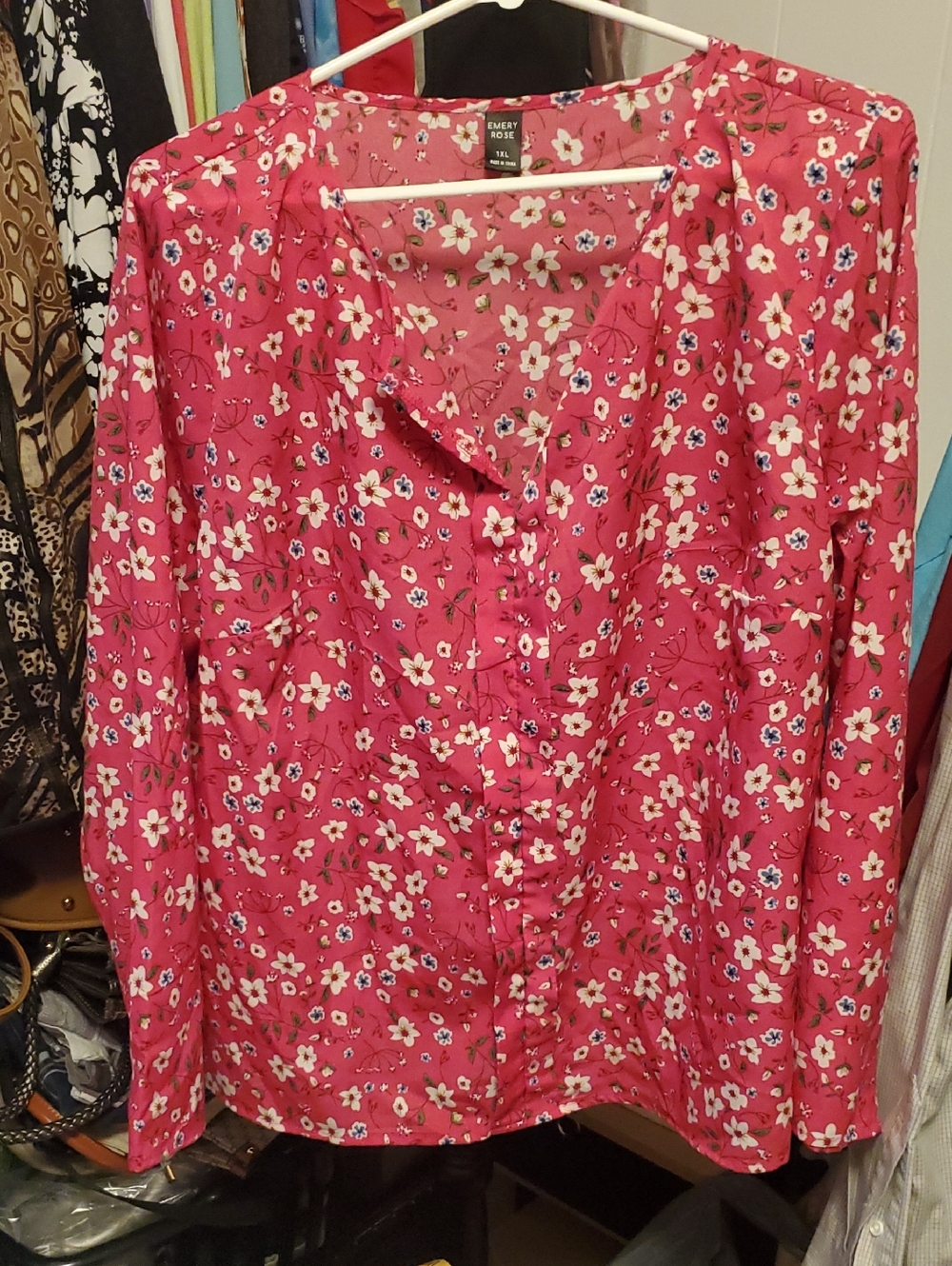 Emery Rose Pink Floral Button-Front Blouse